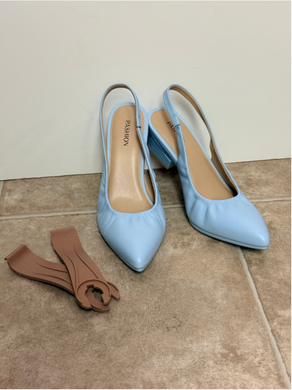 Pashion Footwear Size 7.5 Baby Blue Slingback